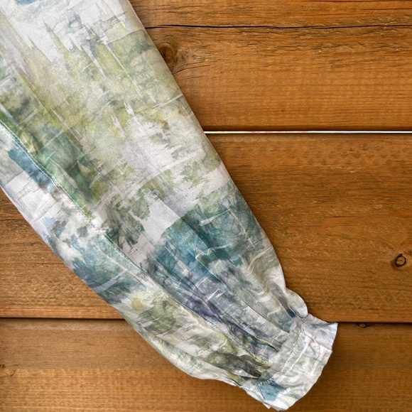 269.GO BY GO SILK Women’s Abstract Print Blouse - Picture 3 of 14